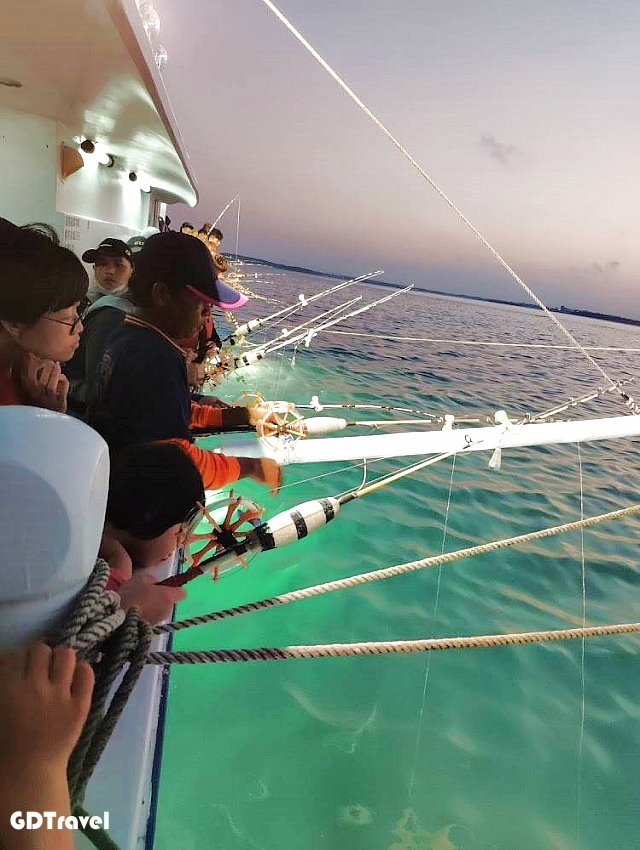 晶翔號歐船長夜釣小管圖片1